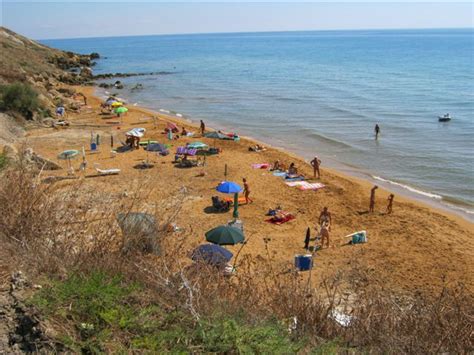 incontri gay a reggio calabria|Spiagge gay in Calabria: Guida 2024